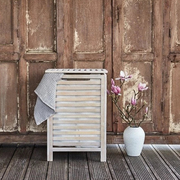 Wenko Norway Wooden Laundry Basket – 65L Solid Walnut with Removable Insert