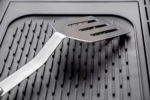 Wenko BBQ spatula made of stainless steel and TPR plastic