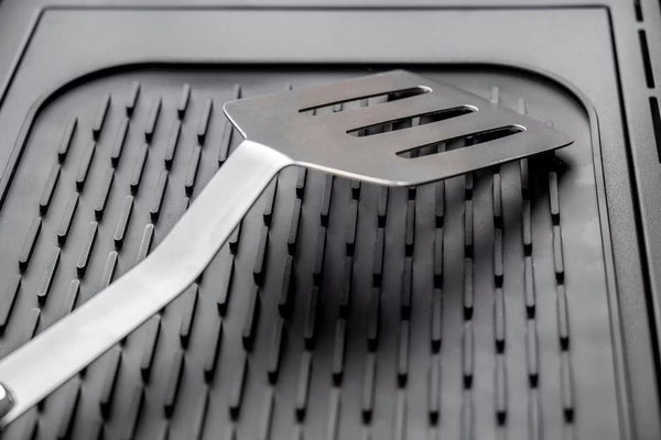 Wenko BBQ spatula made of stainless steel and TPR plastic