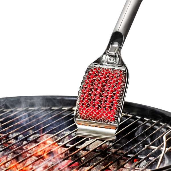 COILED GRILL BRUSH WITH REPLACEABLE HEAD by OXO