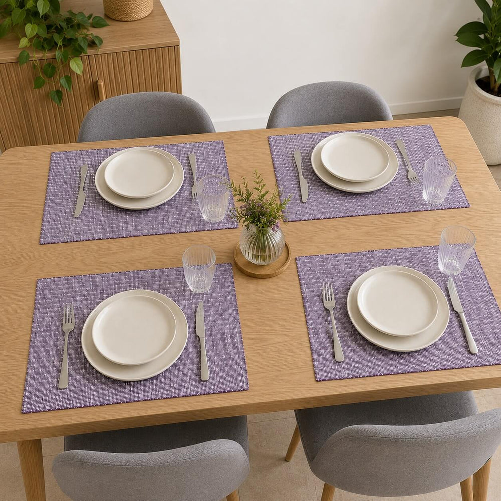 Enhance your dining table with the Globus Soupla Purple placemat set. Includes 4 woven polypropylene placemats measuring 33 × 48 cm, perfect for protecting surfaces while adding a stylish touch to everyday and formal dining.