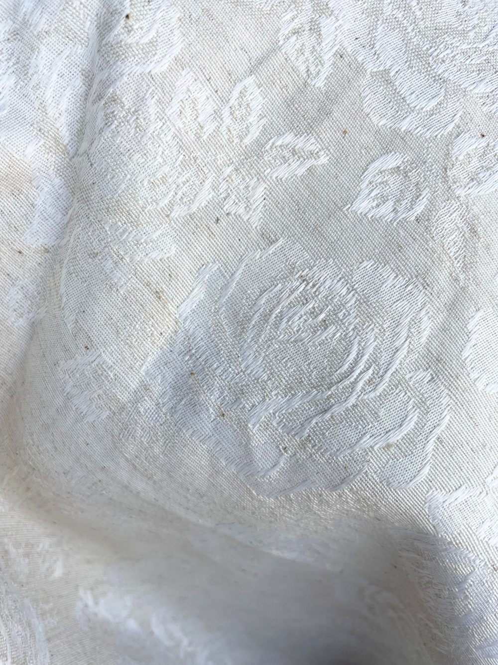 Round Cotton Tablecloth with Flowers Design - Ø 160cm