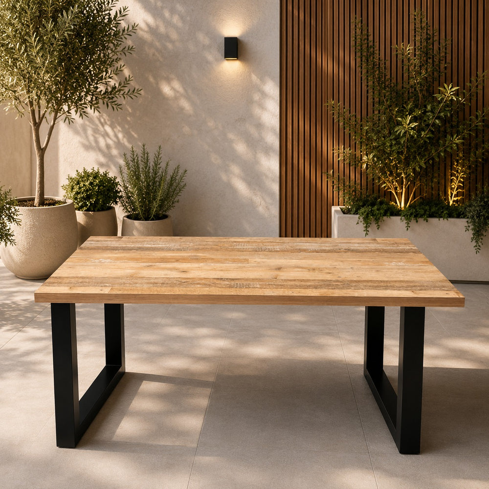 U-Gestell MDF Scratch-Resistant Oak Dining Table with Metal Legs