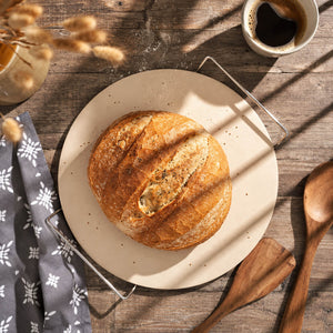 Zyliss Ceramic Round Baking Stone with Metal Rack