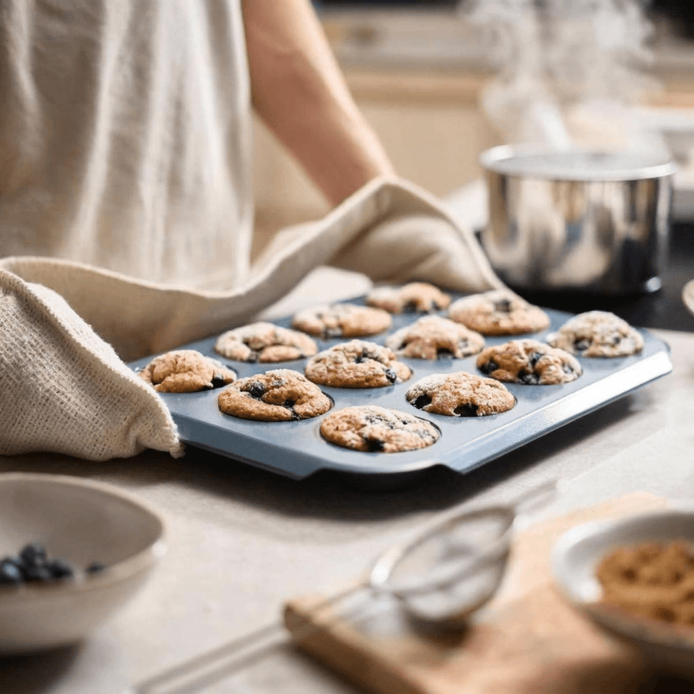 Joseph Joseph Nest Bake 12 Cup Muffin