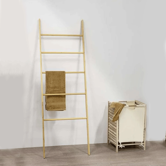 Wenko Nori Bamboo Towel Ladder – Freestanding 5-Rail Storage Rack