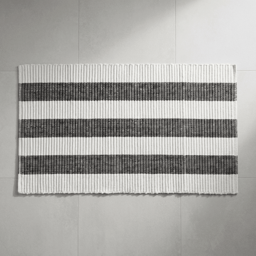 Aquanova Striped Bath Mat Black & White 115×70 cm