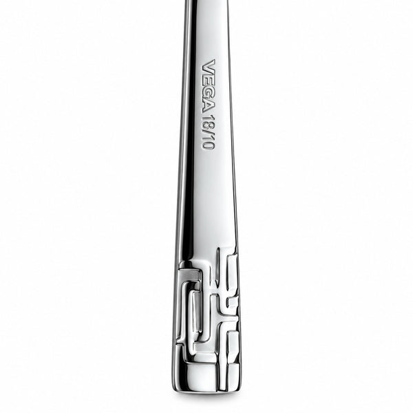 VEGA 18/10 branding detail on fish knife handle